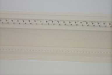 Molded coving in F7