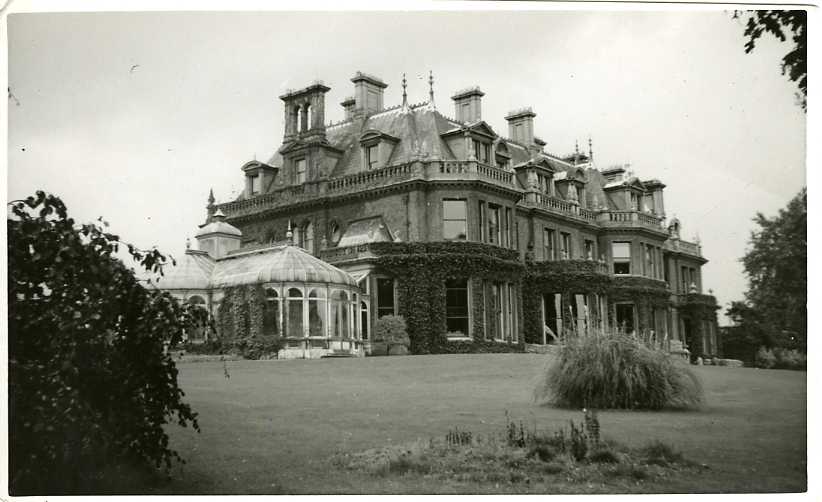 Black and white photo of Cobham Park from World War II